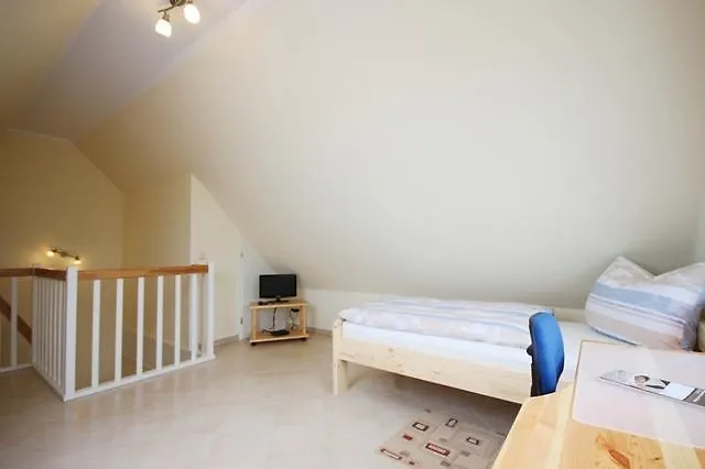 公寓 Achtern Diek - *